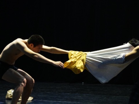 天時地利——探索馬戲在公共空間的使用方式